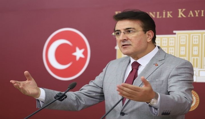 AK Partili Aydemir:  Vakflar ve cemaatlerle gurur duyuyoruz 