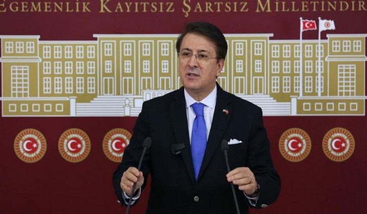 Aydemir: Cumhurbakanmz bayrak isimdir