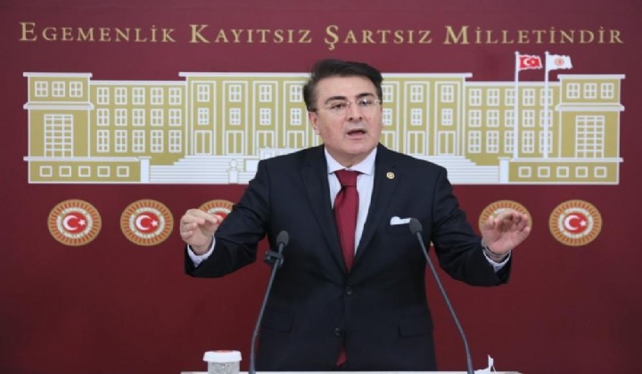 Aydemir: zdemir Bayraktar Milli kahraman 