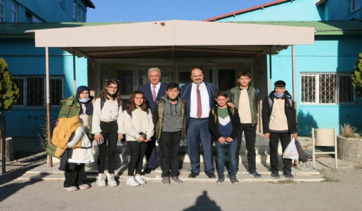 Bakan Orhandan Aydemire Tarm ve Hayvanclk Lisesi teekkr