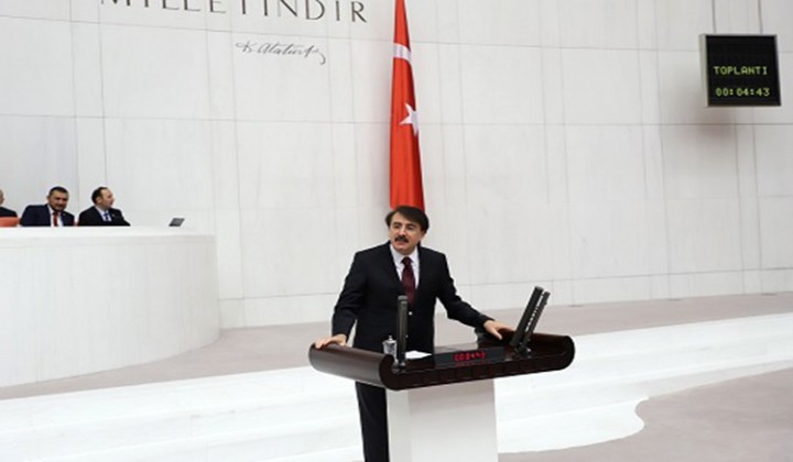 Milletvekili Aydemirden ngiliz basnndaki maske iddialarna tepki